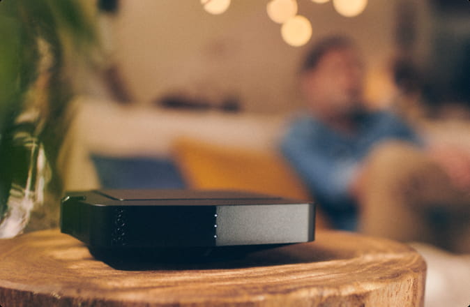 visuel produit de Bbox avec assistant Google offres internet - Bouygues Telecom